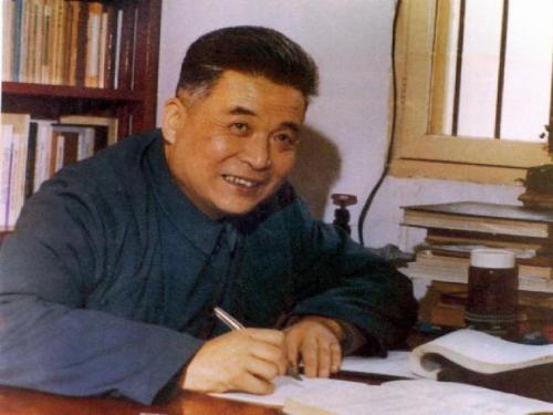 睿至鋒輕鋼別墅龍骨設(shè)備廠(chǎng)家